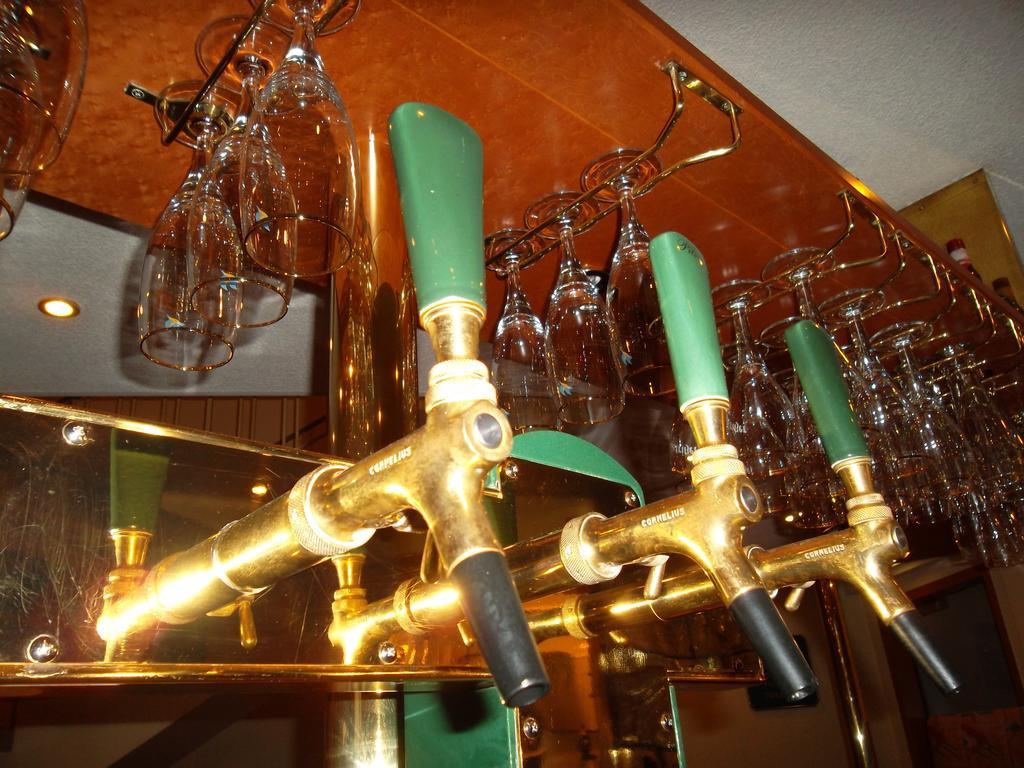 Akzent Hotel Koehler Gießen Buitenkant foto
