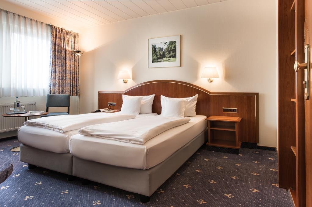 Akzent Hotel Koehler Gießen Buitenkant foto