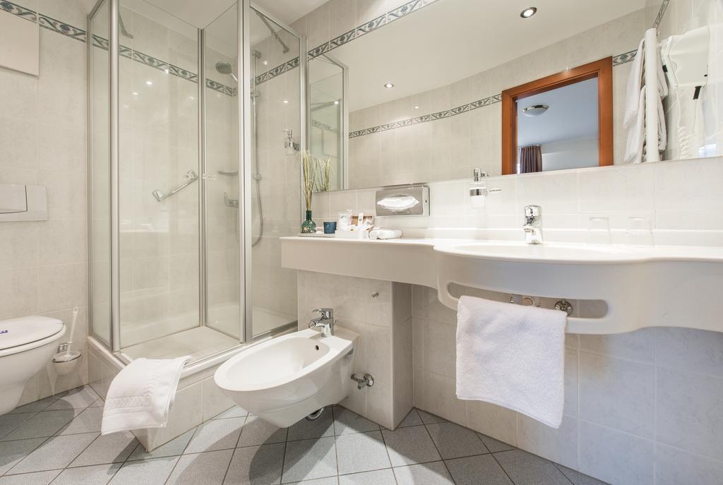 Akzent Hotel Koehler Gießen Buitenkant foto